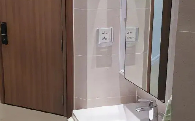 Scenia Bay Residence Nha Trang Beach Front