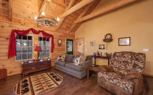 Sleepin' Inn 2 Bedroom Cabin by RedAwning