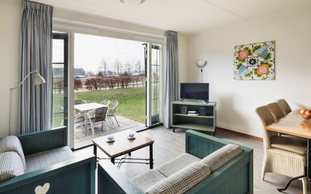 Roompot Hotel Marinapark Volendam