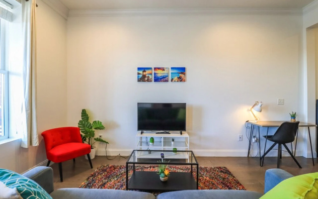 FRONTDESK 1910 E 7th Ave Apts Historic Ybor Tampa