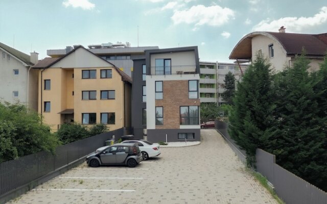 ZEN Garden Apartments