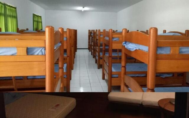 Villa Alex Claket by ZUZU