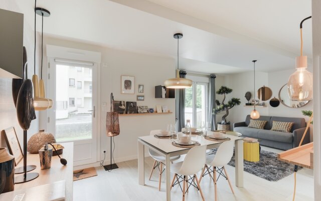 Bonzaï-superbe Logement Avec Parking