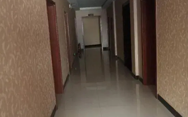 Pianguan Haotai Business Hotel
