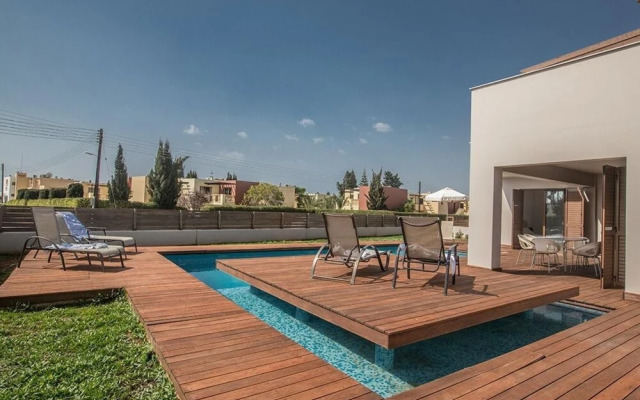 Villa Skyla AQ Sv13