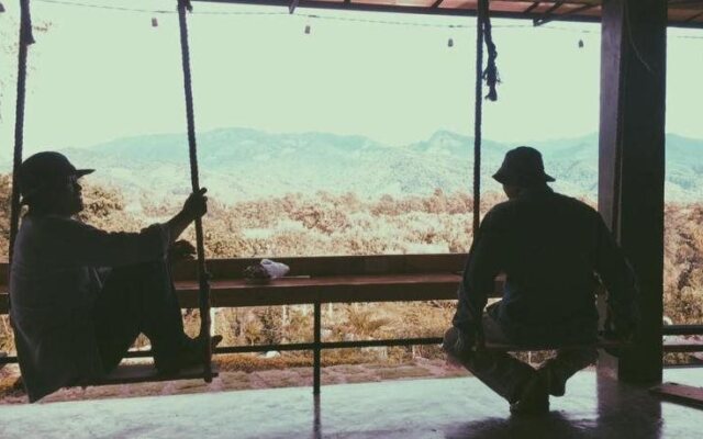 Phuka Mountain View Resort & Andresbar