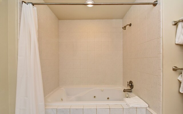 Kaanapali Royal E101 2 Bedroom Condo