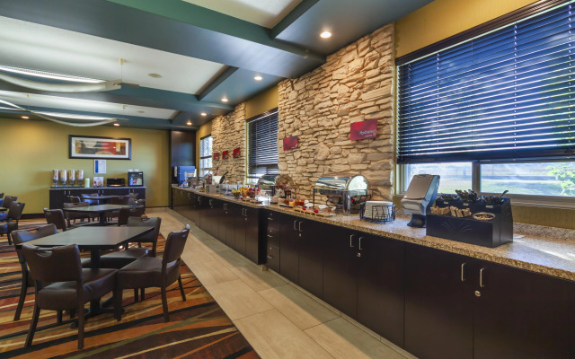 Best Western Plus Sherwood Park Inn & Suites