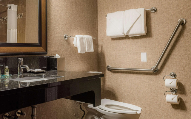 Prestige Lakeside Resort, WorldHotels Elite