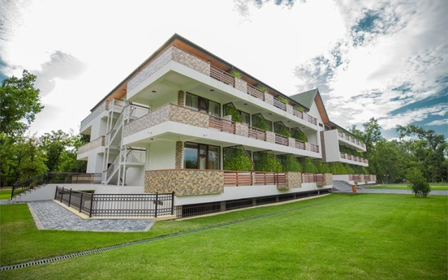 River Inn Hotel