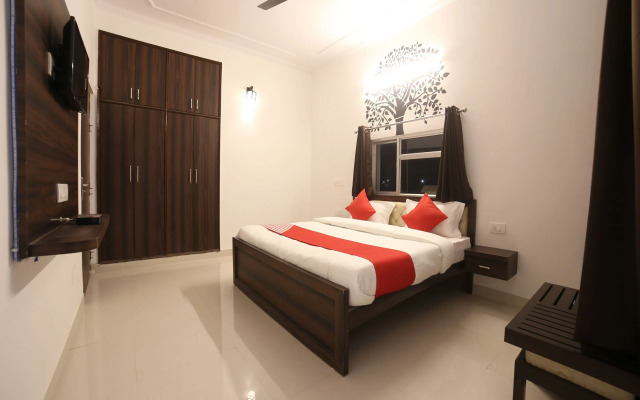 OYO 23109 Hotel Crossroads