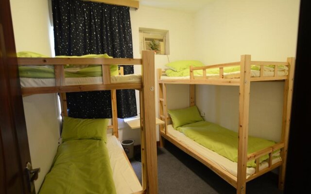 Zhuhai Liaofanwu Hostel