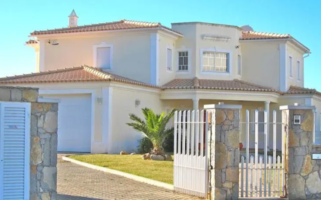 Villa Morris