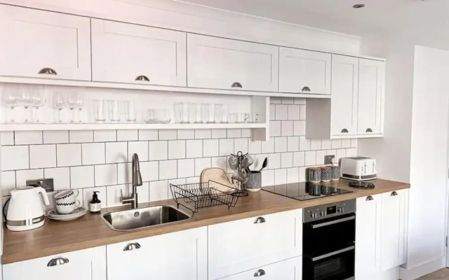 The Estuary Apartment - 2 Minutes From Beach