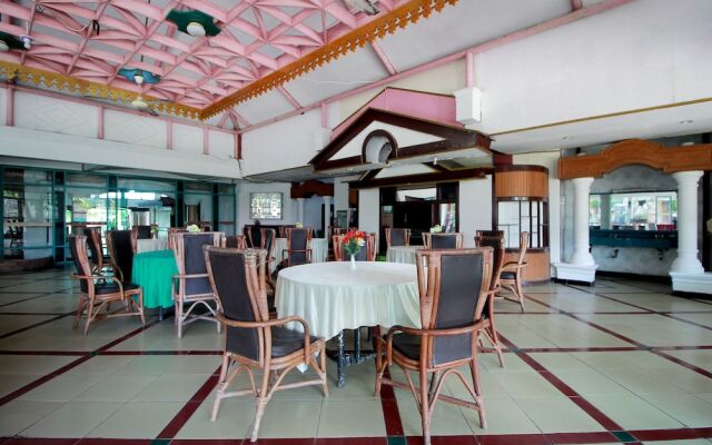 Hotel Rio by OYO Rooms