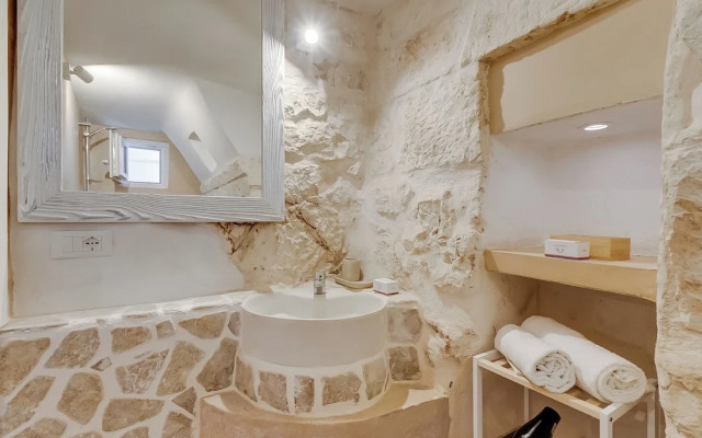 Maison 43 Ostuni With Indoor Pool
