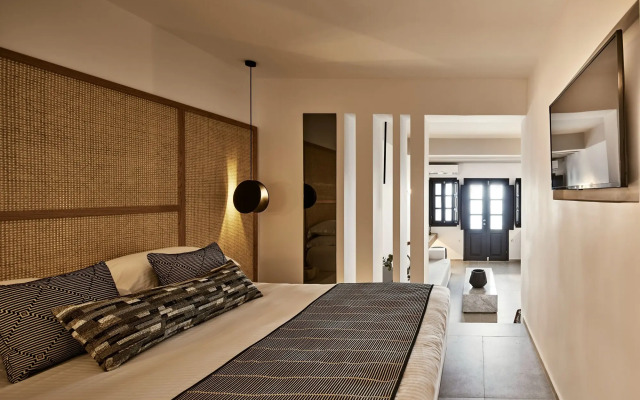 Oia Suites