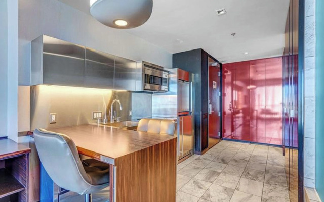 Palms Place Vacation Suites Collection