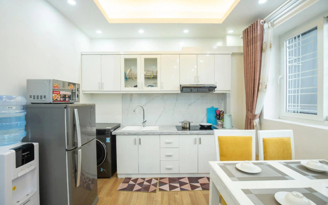 Sumitomo Hotel & Service Apartment 20 Lane 12 Dao Tan