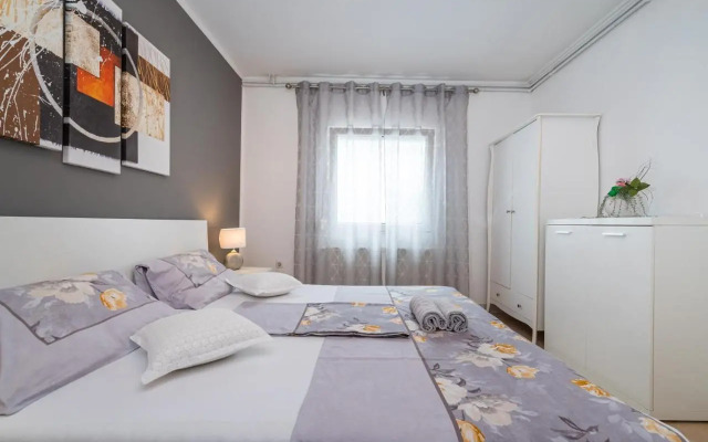 Apartments Silver