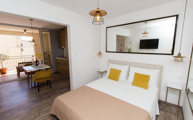 Park Plaza Suites