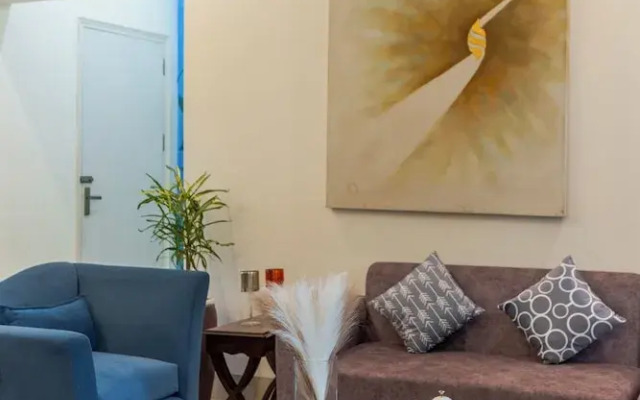 Alaya Stays 3 BHK with Pvt Pool-Daffodil