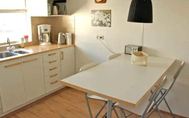 Eyjasol Apartment Hverafold