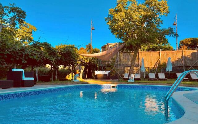 La Dimora 3: Comfort, Garden and Pool