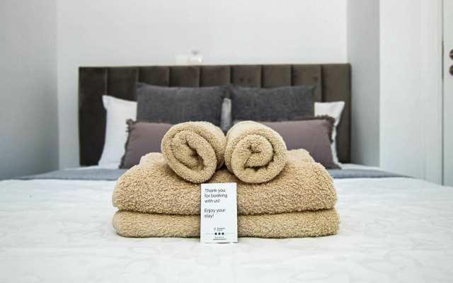 Phaedrus Living Seaside Luxury Flat Athina 21