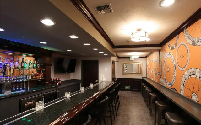 Oxford Suites Downtown Spokane