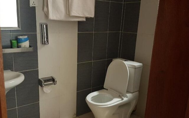 Room in Apartment - Nonilis Apartments Single Room for a Great Vacation