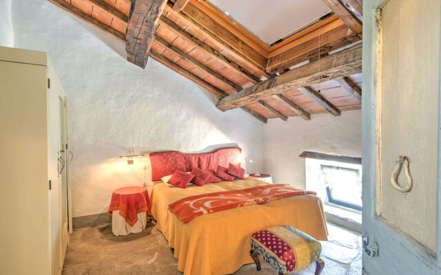 Tuscan Charm With Pool & Views