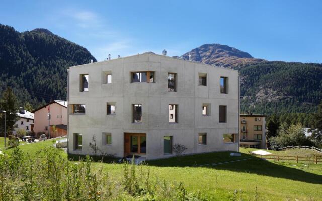 Alpine Lodge Chesa Plattner