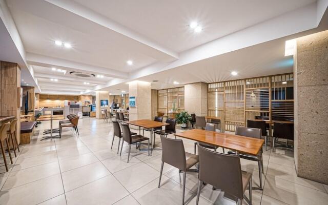 Dongdaegu Station Eastern Hotel