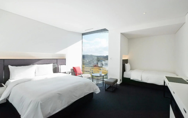 Hotel ORA Incheon