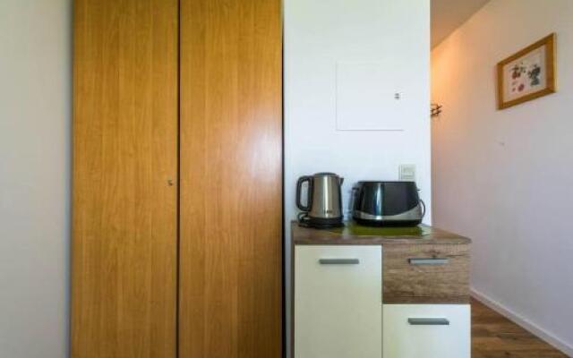 Richard Schirrmann Apartment
