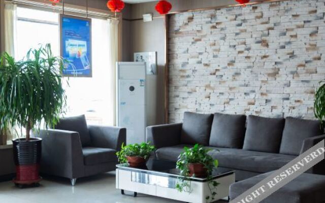 Yijia 365 Chain Hotel (Huanghua Canghai Road)