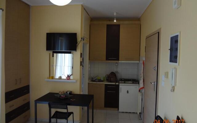 Apartment studio near Marousi station Athens