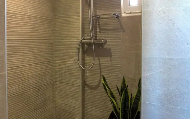 Anemos Deluxe Suites - Maistros