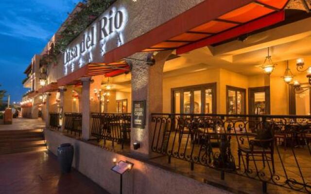 Luxury on Melaka River