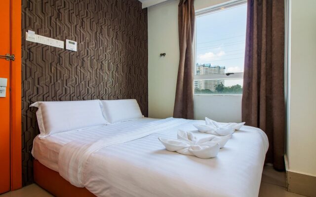 1 Hotel Taman Connaught