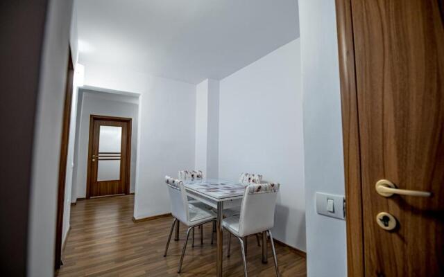 Apartament 3 camere Royal Brasov