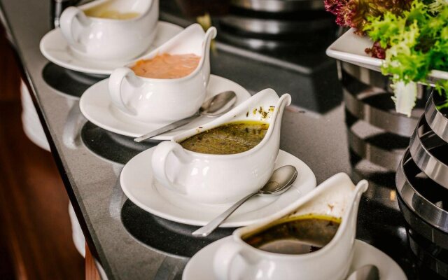 Park View Saigon Hotel