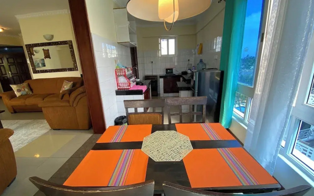 Lux Suites La Vida Sunrise Apartments