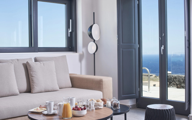 SantAnna Luxury Suites