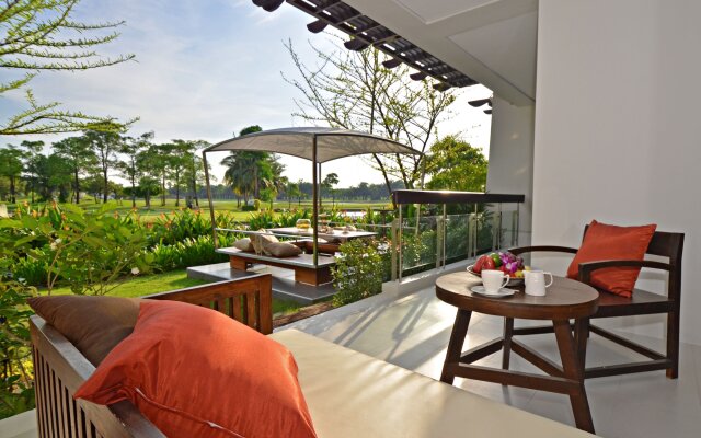 Summit Windmill Golf Suite Hotel @Suvarnabhumi