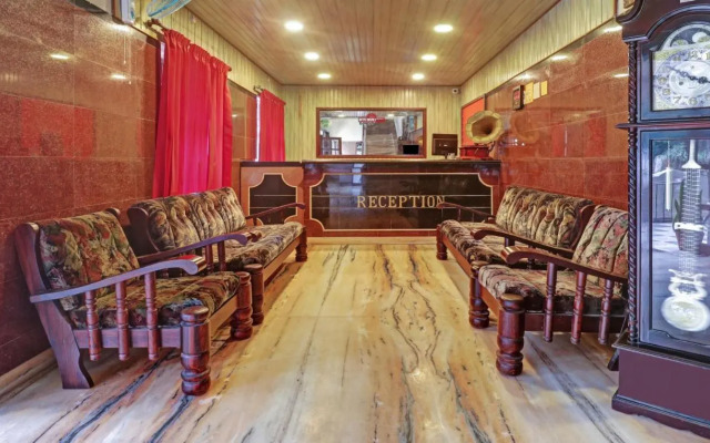 Itsy Hotels Hill Town, 500 Mtrs From Madikeri Fort