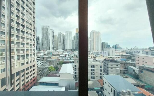Luxury Apartment Queen Sirikit Asok Termianl 21