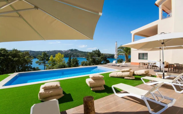 Villa Nova Nautic & Nature Hostel
