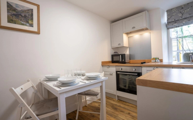 Hassop Station Apartment on the Monsal Trail